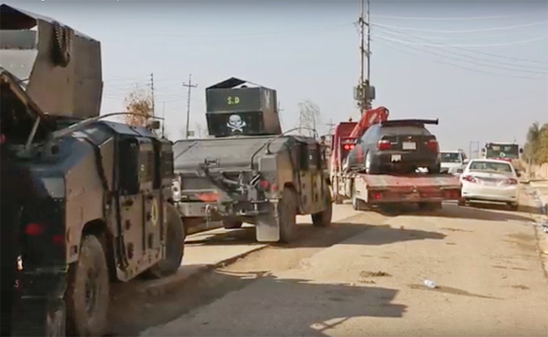 Illustration for article titled The Iraqi Military Blocked Off Streets Of Mosul Just For A Drift Show